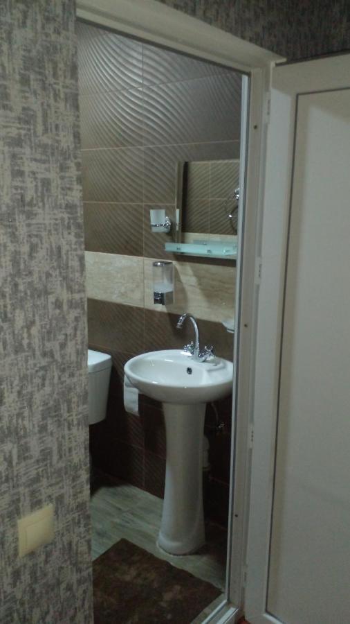 Hotel Pirosmani 66 Sighnaghi Esterno foto